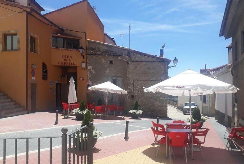 El Vallecillo Hostal Los Ojos De Gabriel מראה חיצוני תמונה